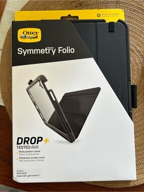 OtterBox Symmetry Folio Tablet Case - Black for iPad (A16 / 10th generation)